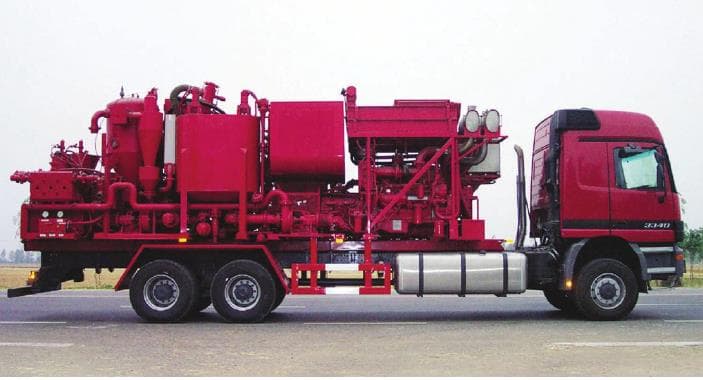 Fracturing & cementing truck